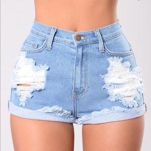 Fashion nova longest summer denim shorts 2X
